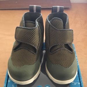 Toddler boys shoes